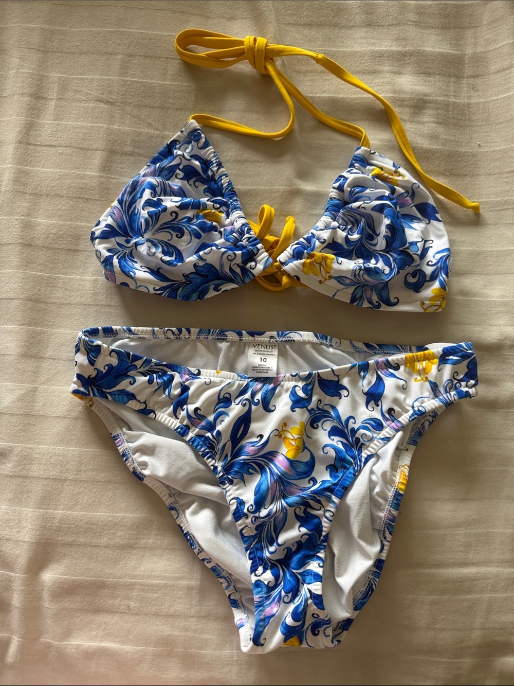 Venus Blue & White Swirl Bikini with Yellow Ties size DD (top) 10 (bottom)